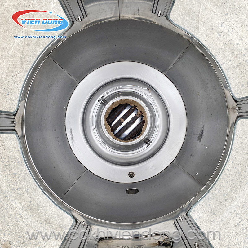 Lò quay vịt bằng than 