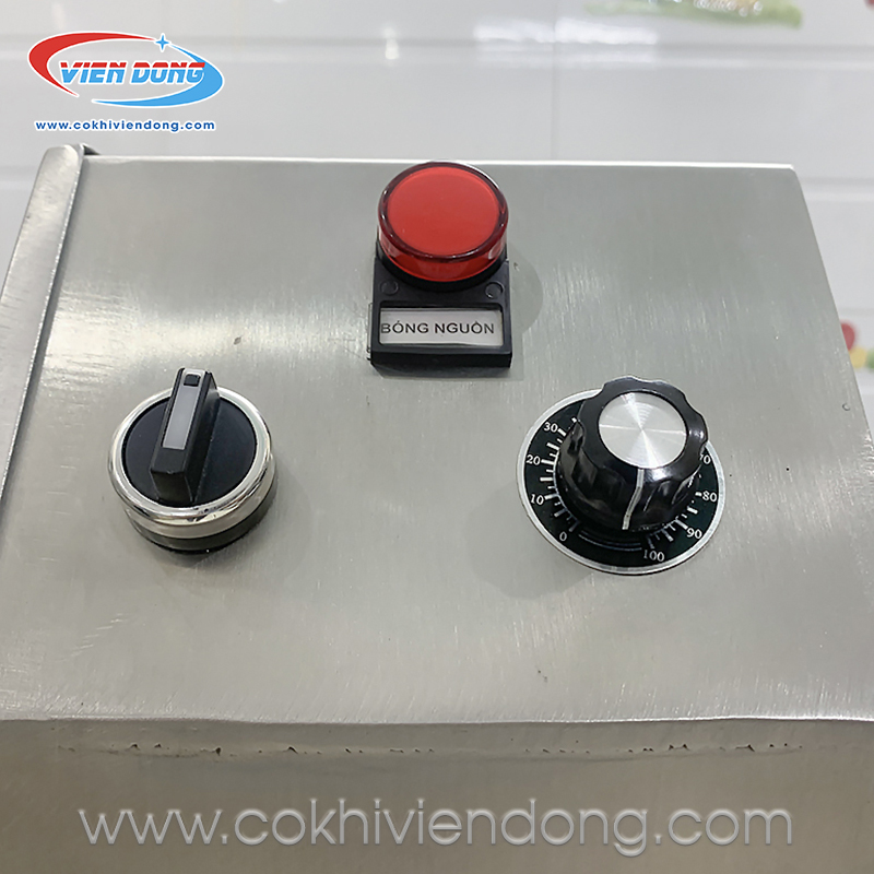 Máy trộn nguyên liệu