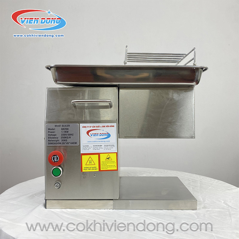 Máy thái thịt lợn tươi sống